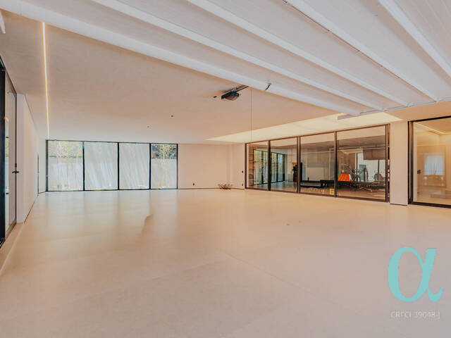 Casa para Venda em Santana de Parnaíba - 5