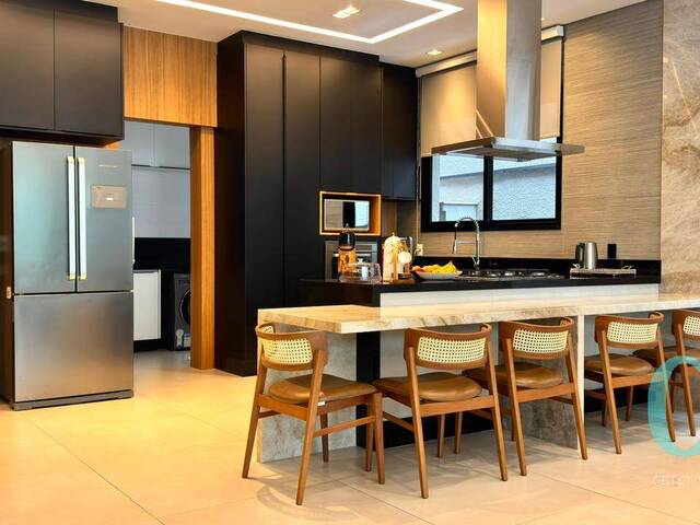 #2345 - Casa para Venda em Santana de Parnaíba - SP - 3