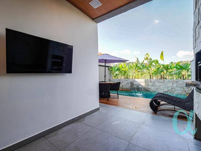Casa para Venda em Santana de Parnaíba - 4