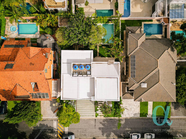 #2380 - Casa para Venda em Santana de Parnaíba - SP - 2