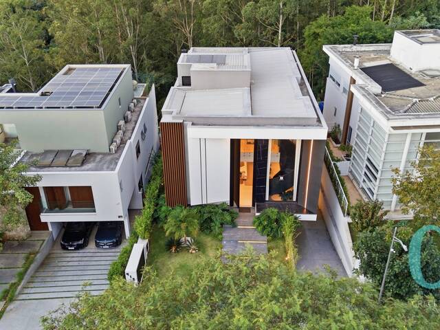 Casa para Venda em Santana de Parnaíba - 5