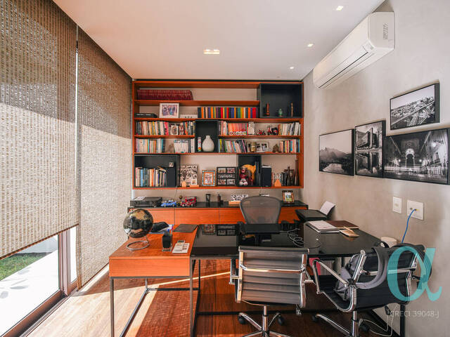 Casa para Venda em Santana de Parnaíba - 5