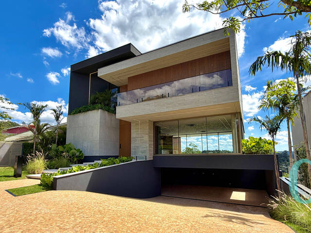 #1979 - Casa para Venda em Santana de Parnaíba - SP