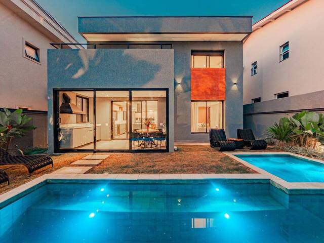 Casa para Venda em Santana de Parnaíba - 5