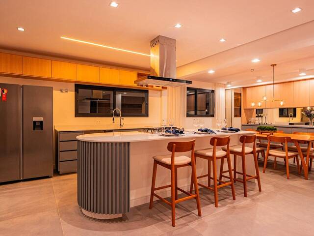 Casa para Venda em Santana de Parnaíba - 4