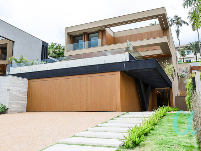 Casa para Venda em Santana de Parnaíba - 2