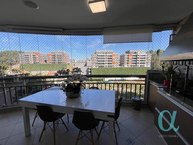 Apartamento para Venda em Santana de Parnaíba - 4