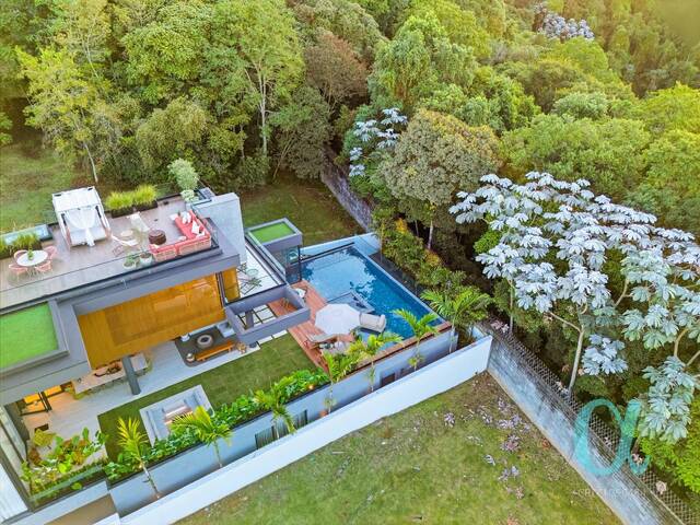 Casa para Venda em Santana de Parnaíba - 2