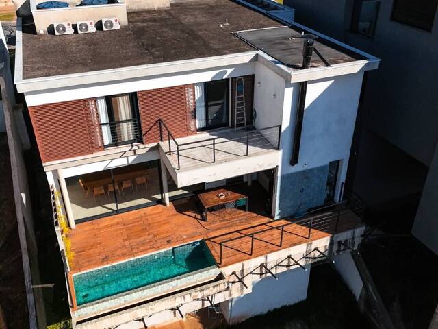 Casa para Venda em Santana de Parnaíba - 4