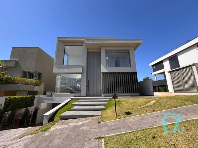 #2440 - Casa para Venda em Santana de Parnaíba - SP - 1