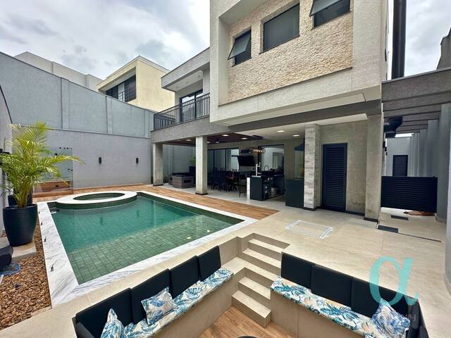 #2454 - Casa para Venda em Santana de Parnaíba - SP - 1