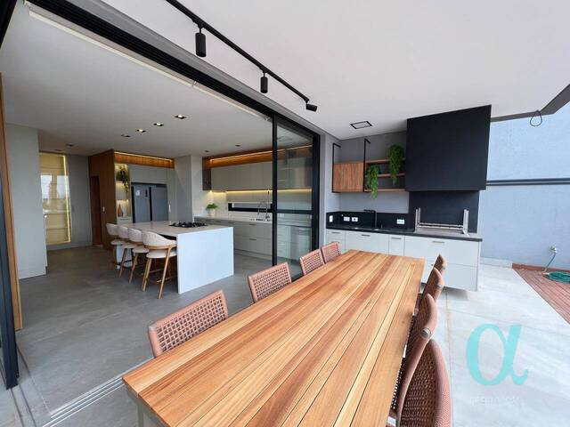 Casa para Venda em Santana de Parnaíba - 5
